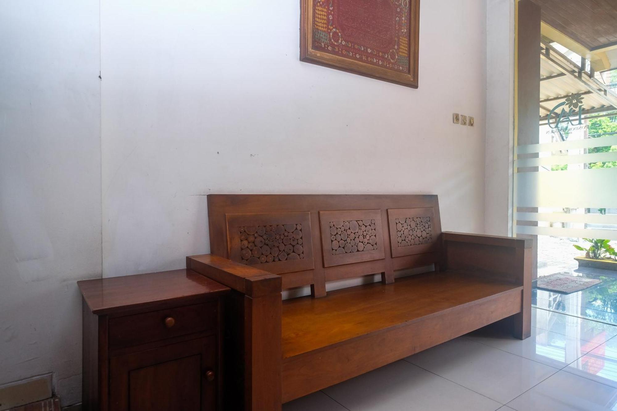 OYO 902 Hotel Pondok Anggun Maguwo Bagian luar foto