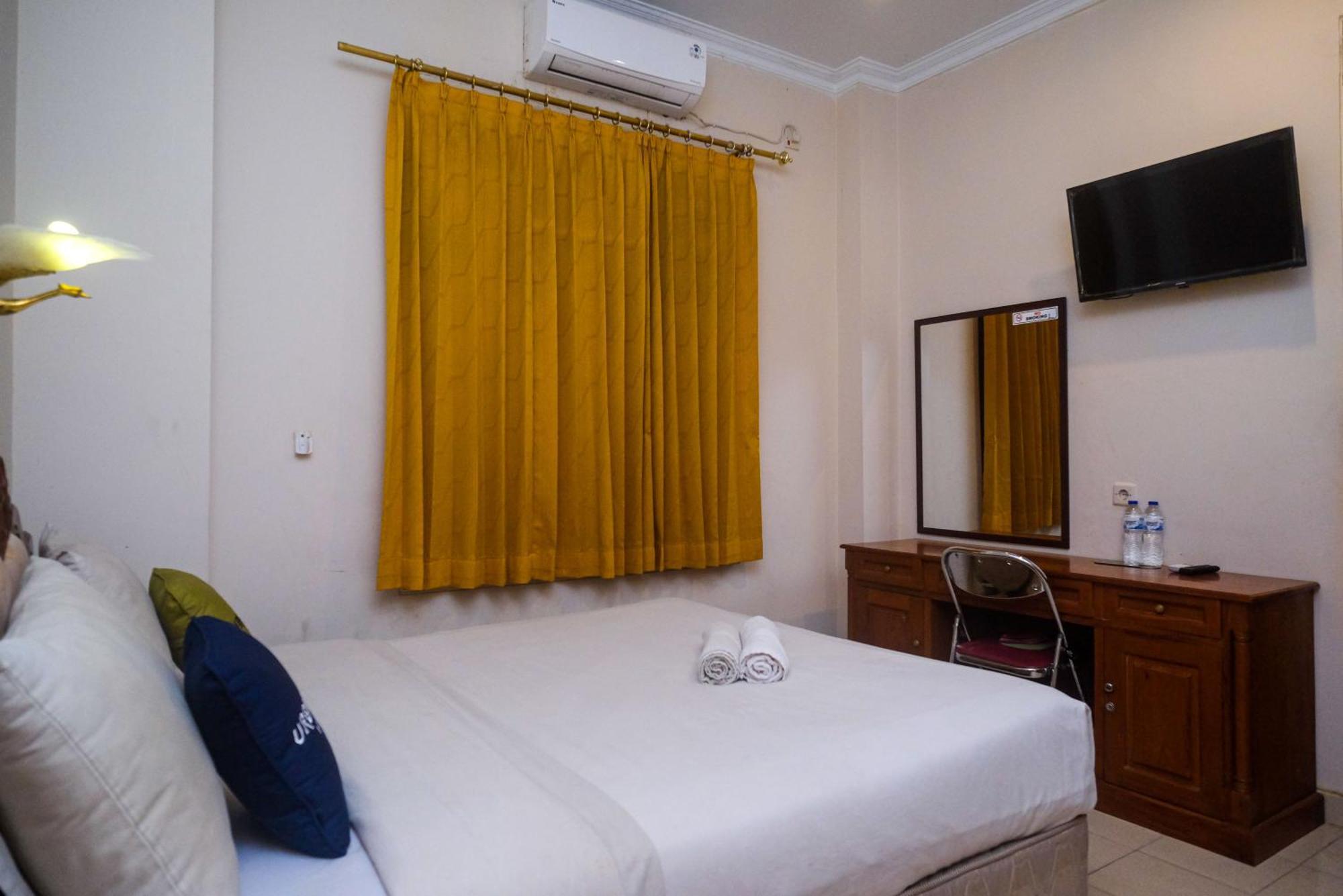 OYO 902 Hotel Pondok Anggun Maguwo Bagian luar foto